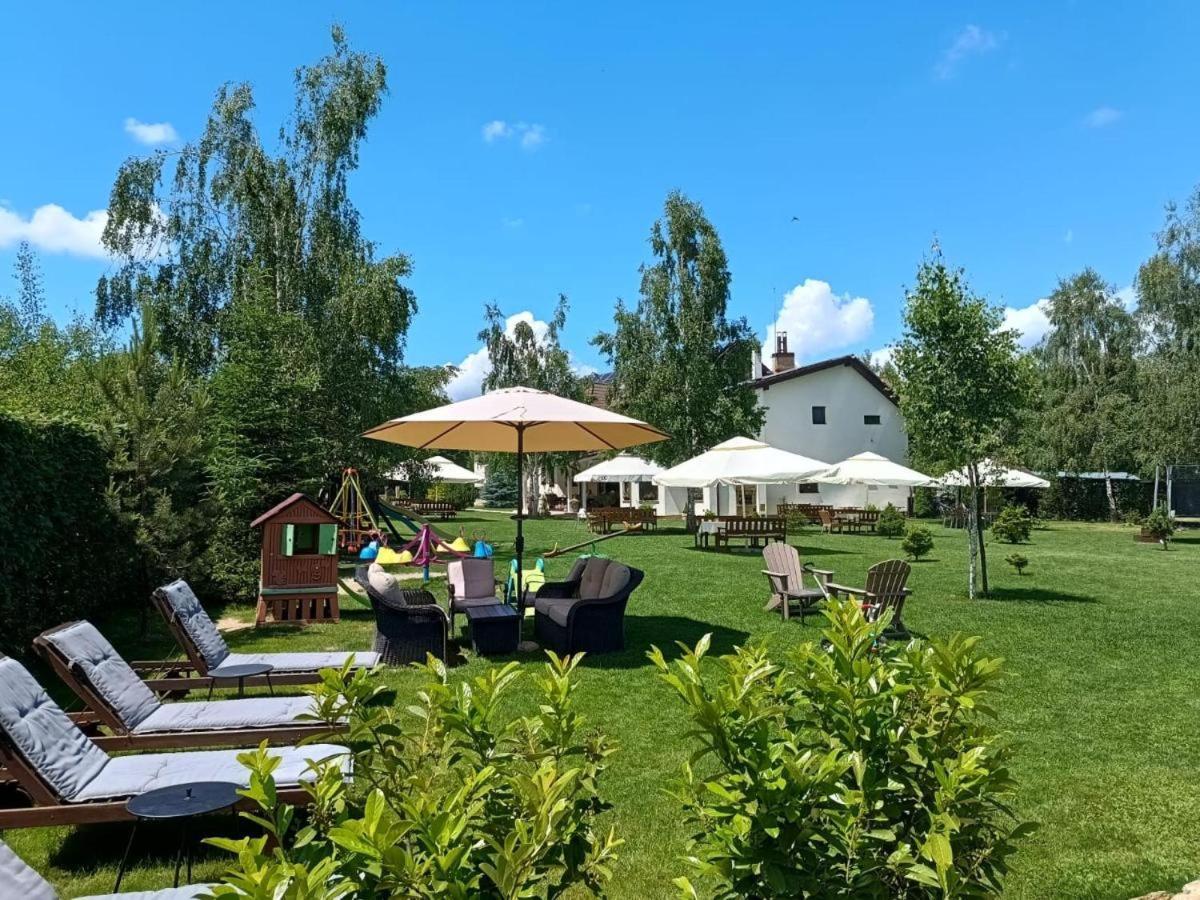 Natura Family Resort Avrig Eksteriør bilde