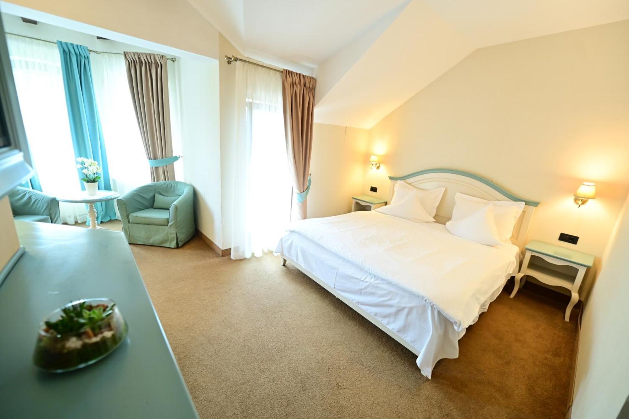 Natura Family Resort Avrig Eksteriør bilde